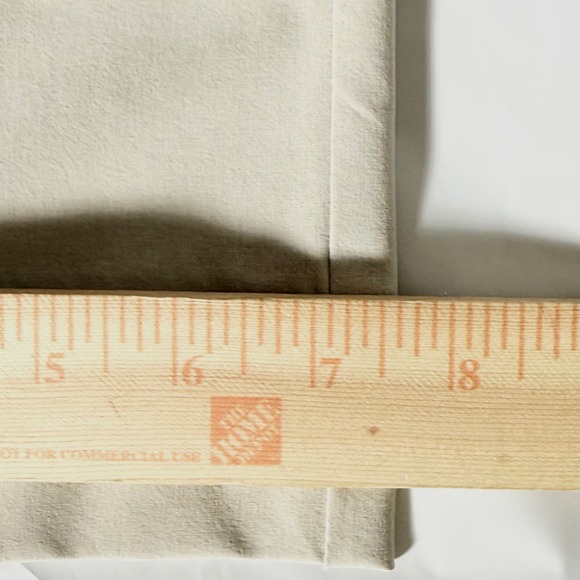 Peter Millar Crown Crafted Chino‎ Pants Men's 33x32 Tan Performance Flat Front - Picture 8 of 8